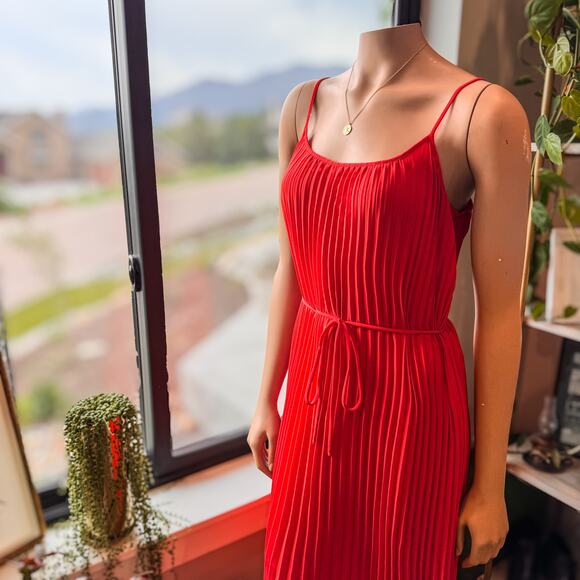 Banana Republic Poppy Red Pleated Maxi Dress-Adjustable Straps-Double Lined-SZ 8 - Picture 5 of 13